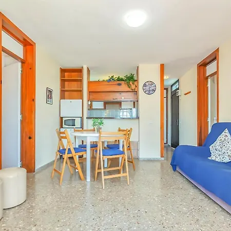 Two Bedroom Apartment, Near Playa De Americas, Wifi, Pool Апартаменти *